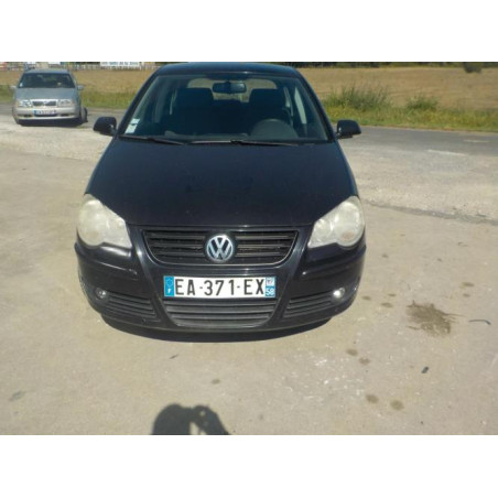 Levier frein à main VOLKSWAGEN POLO 4 PHASE 2 d’occasion