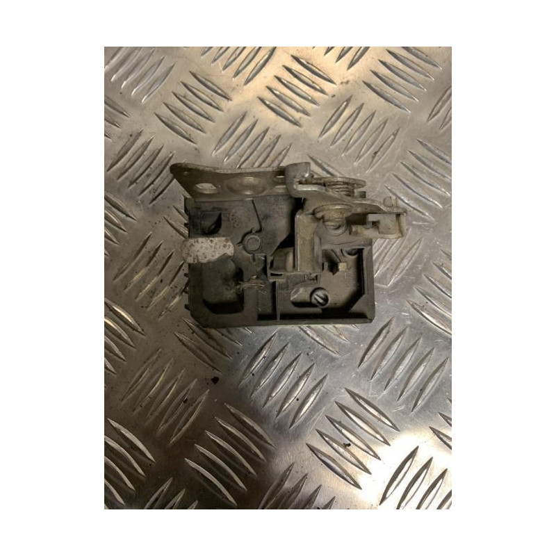 Serrure de porte laterale droite PEUGEOT  d’occasion