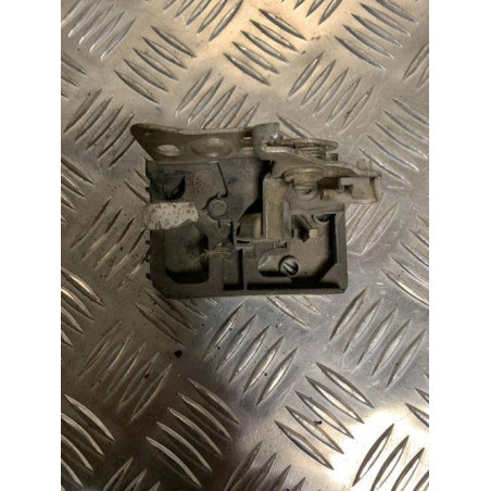 Serrure de porte laterale droite PEUGEOT  d’occasion