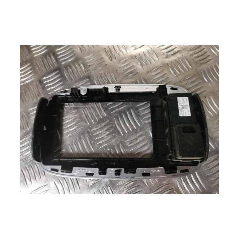 Facade autoradio SMART FORFOUR 2 d’occasion