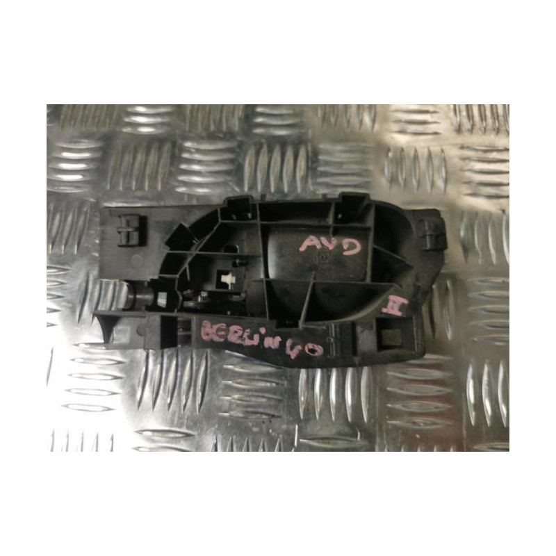 Poignee interieur avant droit CITROEN BERLINGO 2 PHASE 3 d’occasion