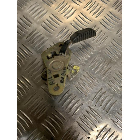 Poignee interieur porte de coffre droite RENAULT  d’occasion