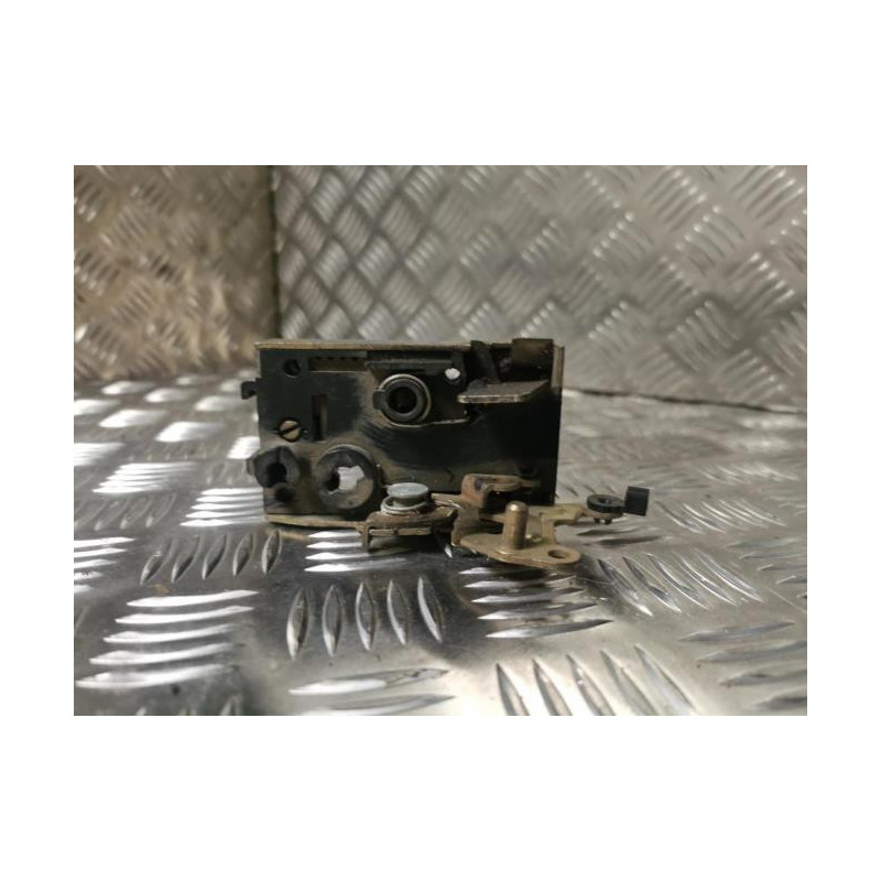 Serrure arriere droit CITROEN ZX PHASE 1 d’occasion