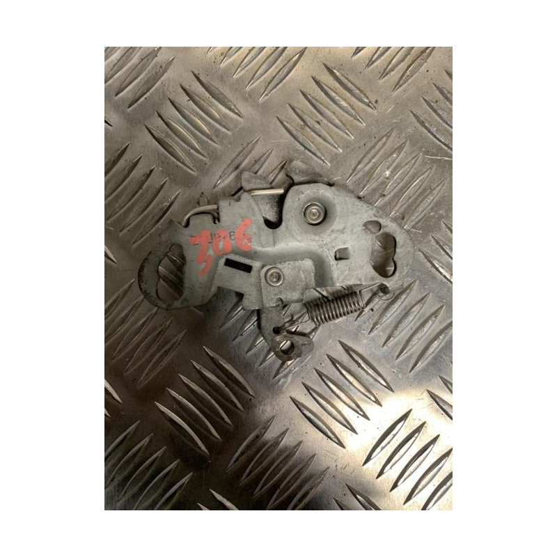 Serrure de capot PEUGEOT  d’occasion