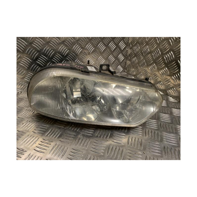 Optique avant principal droit (feux)(phare) ALFA ROMEO  d’occasion