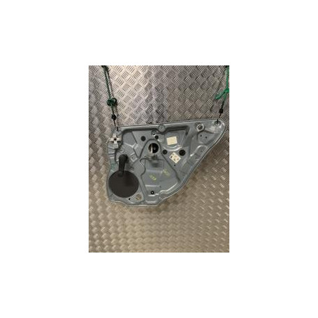Leve vitre mecanique arriere droit VOLKSWAGEN POLO 4 PHASE 2 d’occasion
