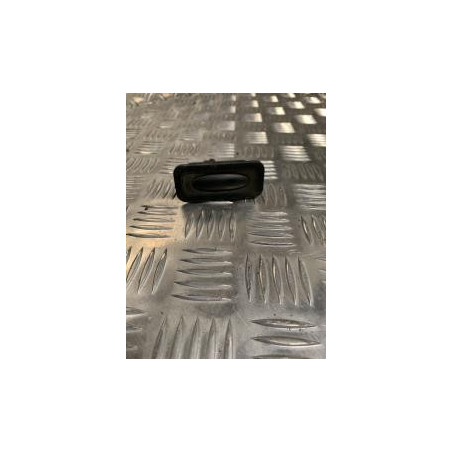 Bouton de coffre RENAULT  d’occasion