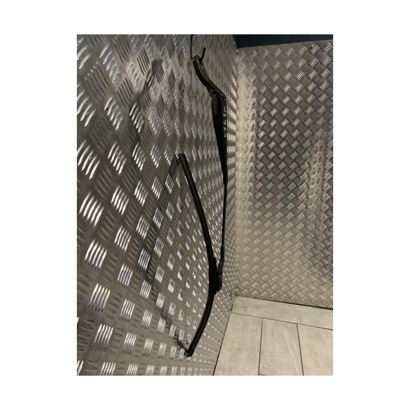 Bras essuie glace avant gauche RENAULT TWINGO 2 PHASE 1 d’occasion