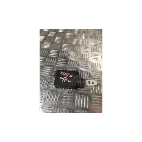 Boitier de centralisation CITROEN XSARA PHASE 1 d’occasion