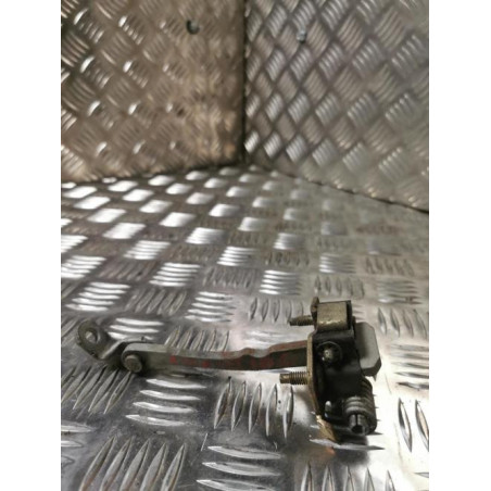 Arret de porte arriere gauche RENAULT CLIO 1 PHASE 1 d’occasion