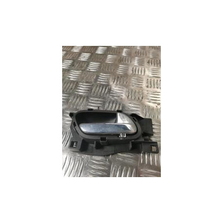 Poignee interieur avant droit CITROEN C4 1 PHASE 1 d’occasion
