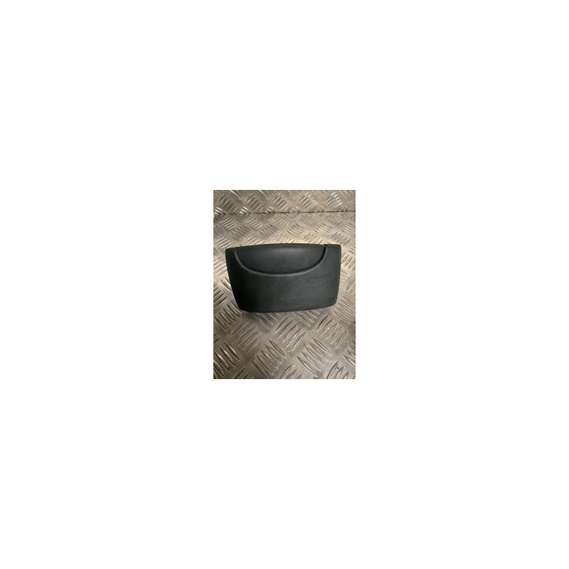 Poignee porte laterale gauche RENAULT KANGOO 1 PHASE 1 d’occasion