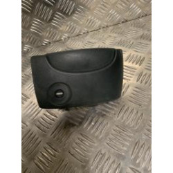 Poignee porte laterale droit RENAULT KANGOO 1 PHASE 1 d’occasion
