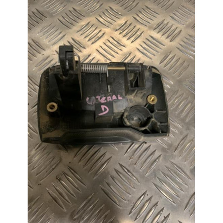 Poignee porte laterale droit RENAULT KANGOO 1 PHASE 1 d’occasion