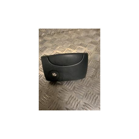 Poignee porte laterale droit RENAULT KANGOO 1 PHASE 1 d’occasion