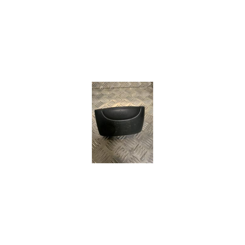 Poignee porte laterale droit RENAULT KANGOO 1 PHASE 1 d’occasion