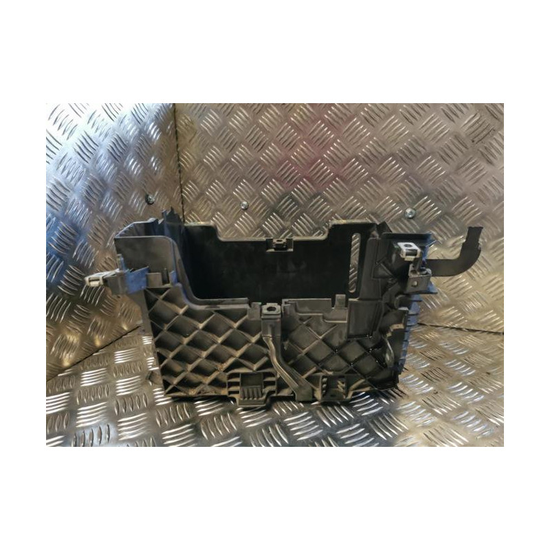 Coffre à batterie RENAULT MEGANE 3 PHASE 1 BREAK d’occasion