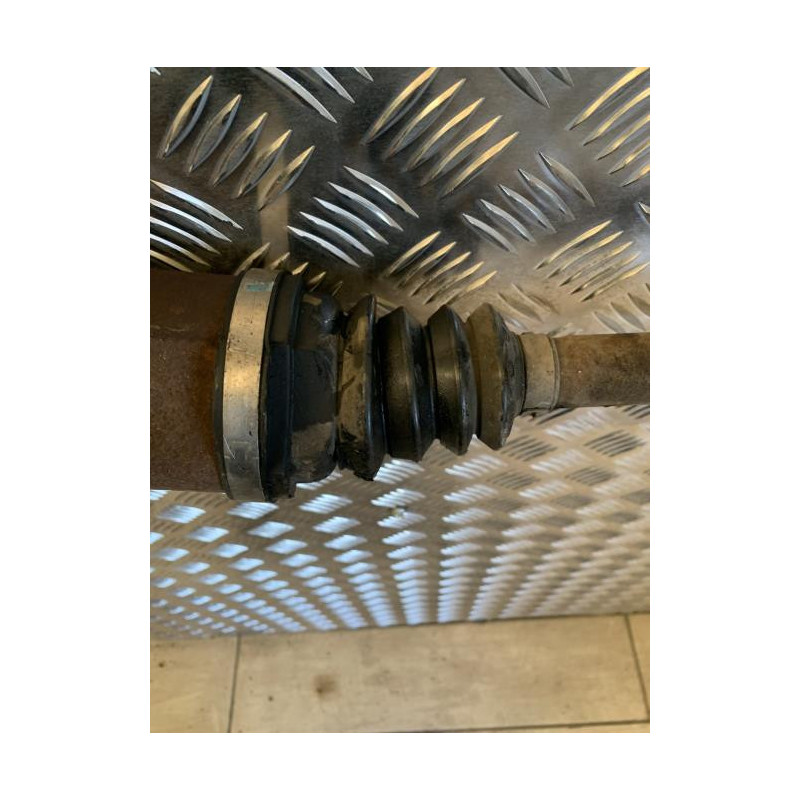 Cardan gauche (transmission) RENAULT CLIO 3 PHASE 1 d’occasion