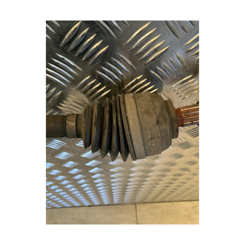 Cardan gauche (transmission) RENAULT CLIO 3 PHASE 1 d’occasion