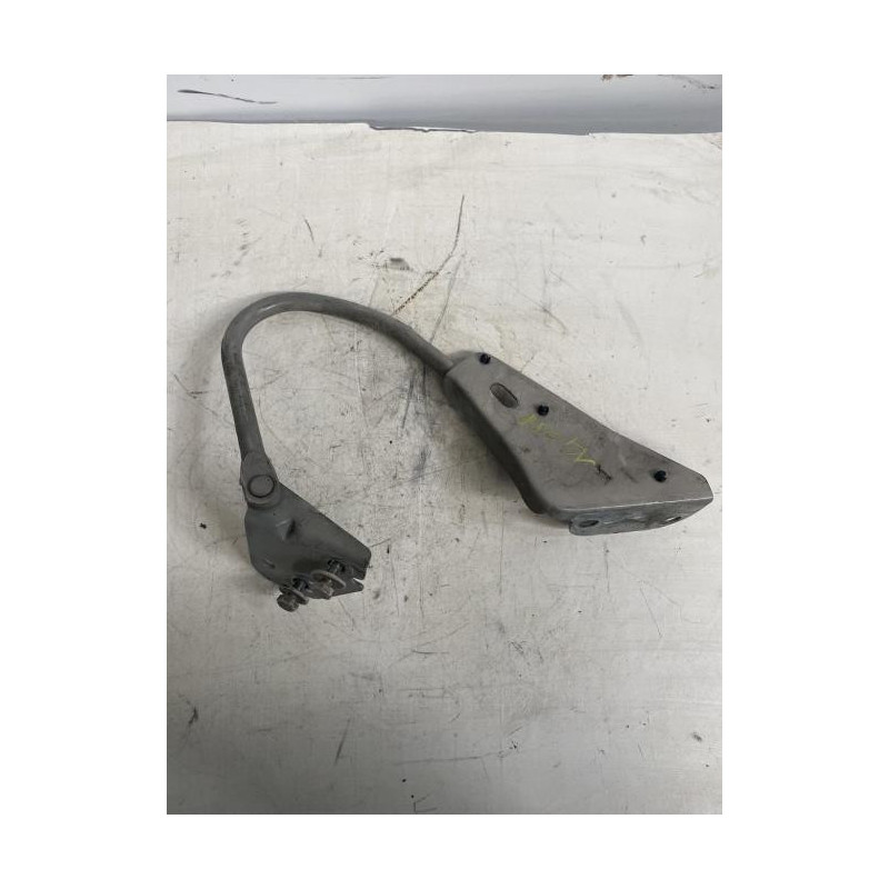 Charniere de capot RENAULT TRAFIC 1 PHASE 3 d’occasion