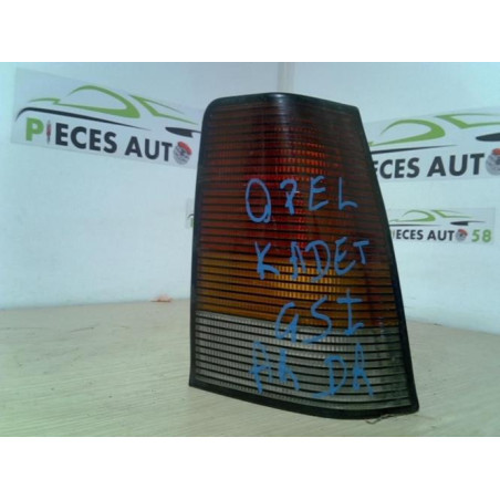 Feu arriere principal droit (feux) OPEL  d’occasion
