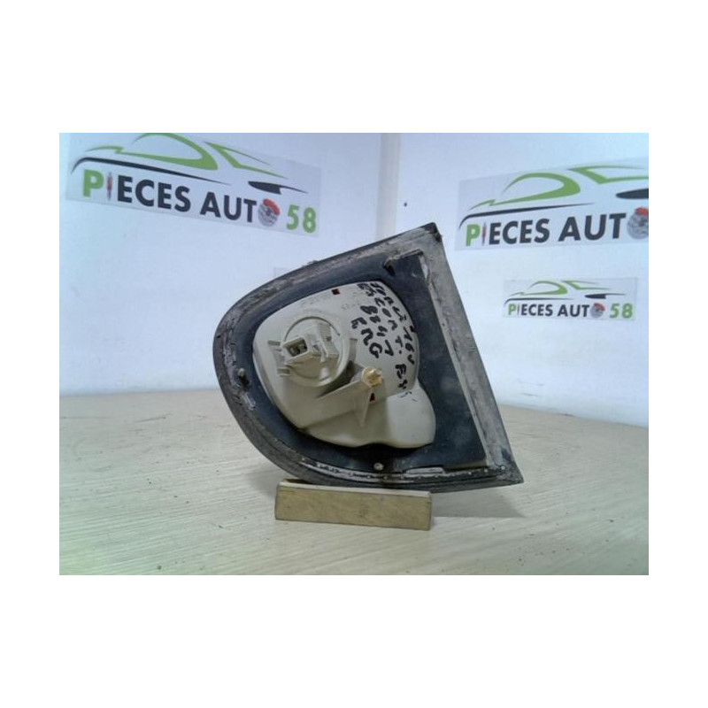Feu arriere secondaire gauche (feux) FORD  d’occasion