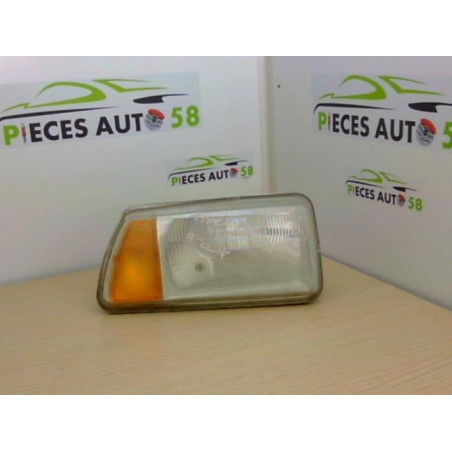 Optique avant principal droit (feux)(phare) CITROEN AXEL d’occasion