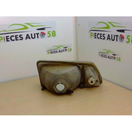 Optique avant principal droit (feux)(phare) CITROEN AXEL d’occasion