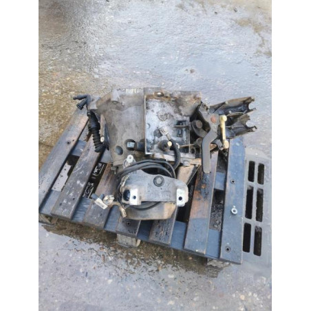 Boite de vitesses PEUGEOT 407 PHASE 1 d’occasion
