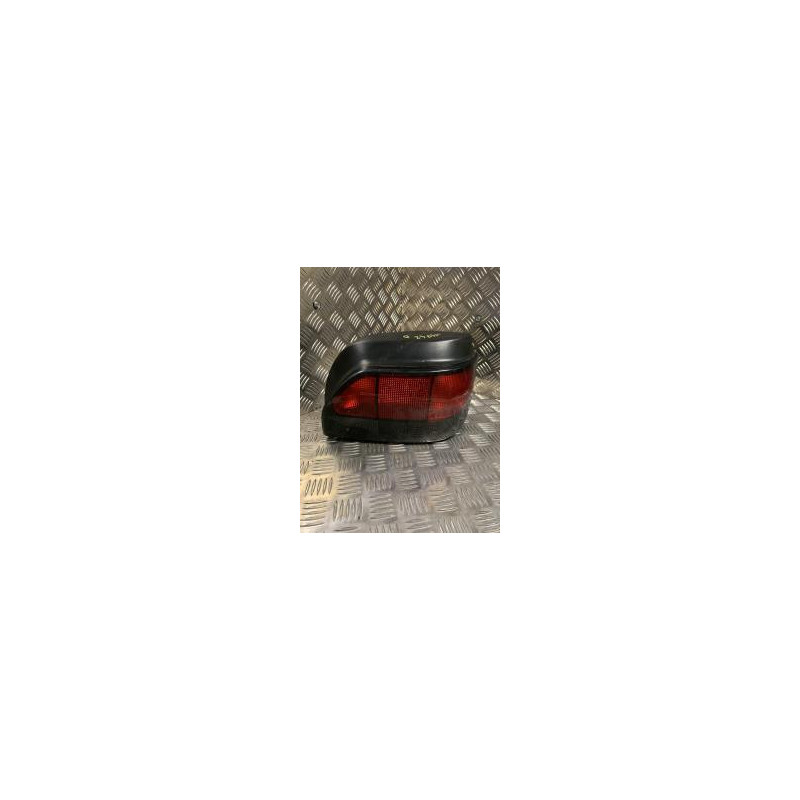Feu arriere principal droit (feux) RENAULT CLIO 1 PHASE 1 d’occasion