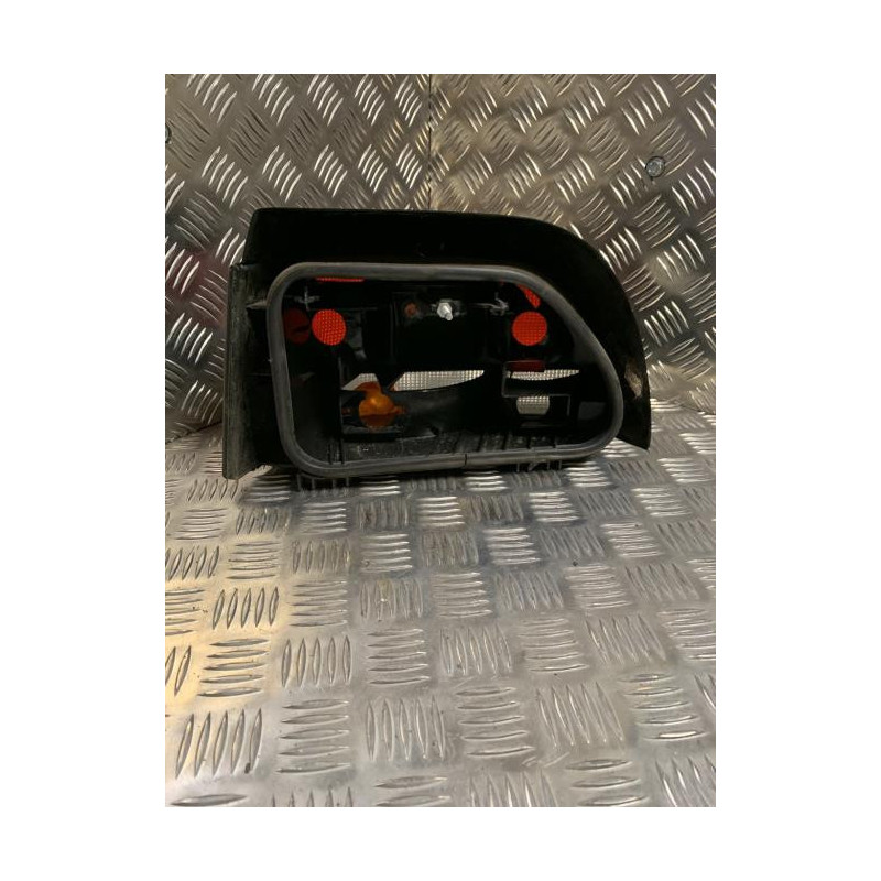 Feu arriere principal droit (feux) RENAULT CLIO 1 PHASE 1 d’occasion