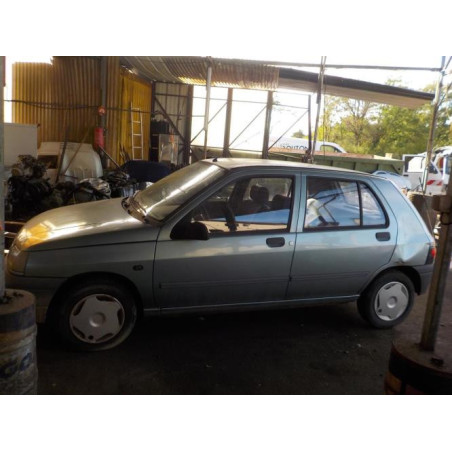 Feu arriere principal droit (feux) RENAULT CLIO 1 PHASE 1 d’occasion