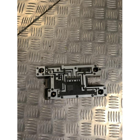 Platine feu arriere gauche RENAULT CLIO 1 PHASE 1 d’occasion