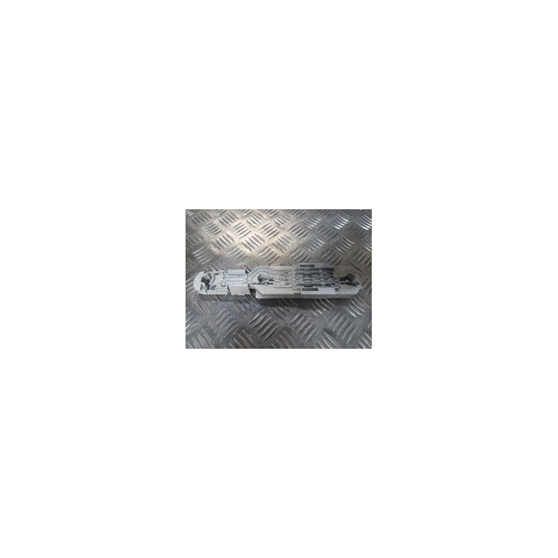 Platine feu arriere droit RENAULT  d’occasion