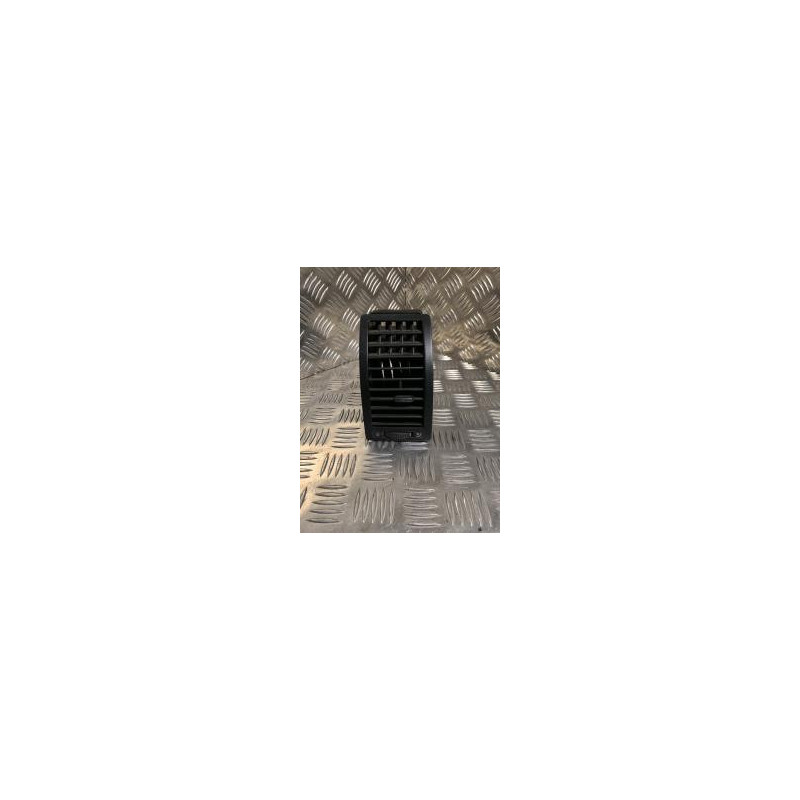 Aerateur tableau de bord avant droit VOLKSWAGEN POLO 4 PHASE 1 d’occasion