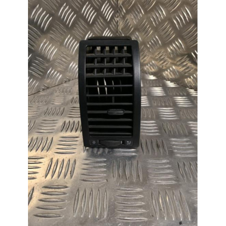 Aerateur tableau de bord avant droit VOLKSWAGEN POLO 4 PHASE 1 d’occasion