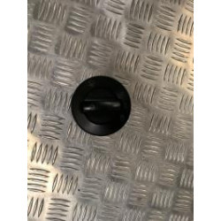Commande de phare VOLKSWAGEN POLO 4 PHASE 1 d’occasion