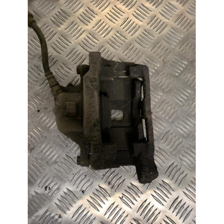Etrier avant droit (freinage) RENAULT SCENIC 1 PHASE 2 d’occasion