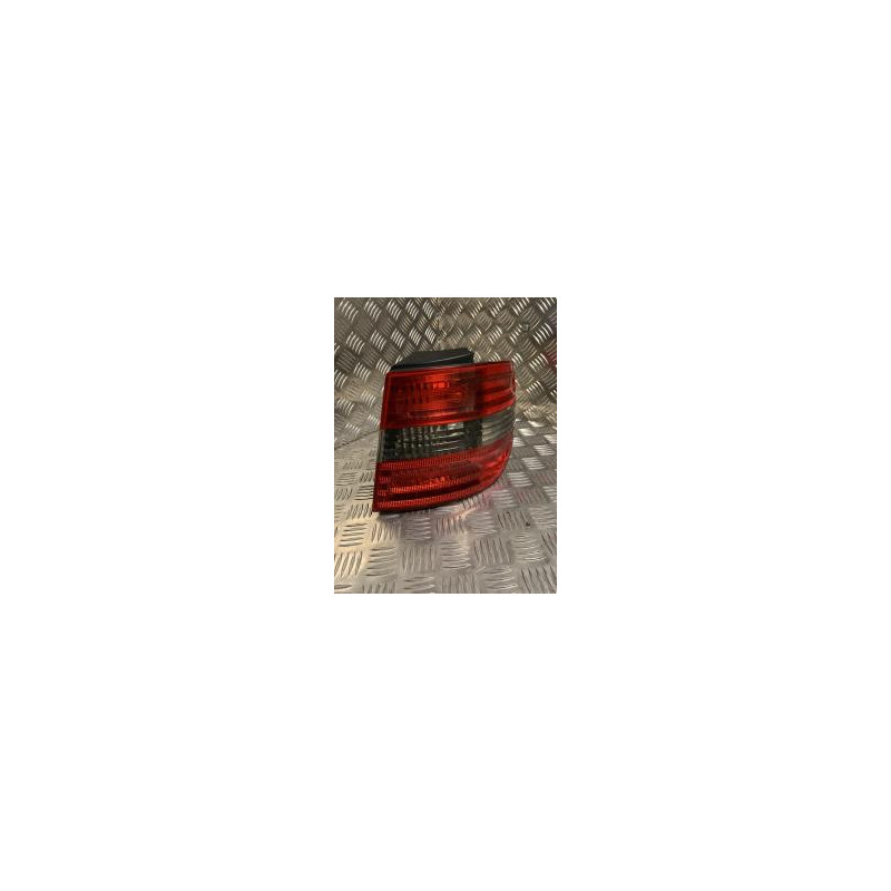 Feu arriere principal droit (feux) MERCEDES CLASSE B 245 PHASE 2 d’occasion