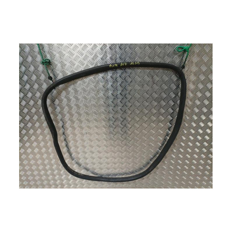 Joint de porte avant gauche RENAULT CLIO 4 PHASE 2 d’occasion