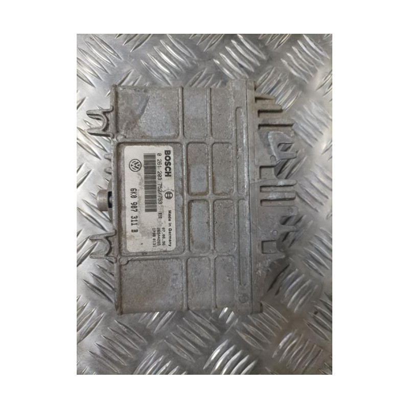 Calculateur moteur SEAT CORDOBA 1 PHASE 2 d’occasion