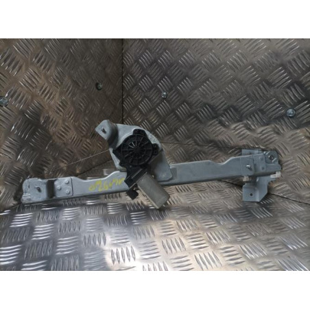 Leve vitre electrique avant droit DACIA DUSTER 1 PHASE 1 d’occasion