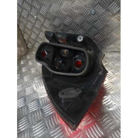 Feu arriere principal gauche (feux) RENAULT LAGUNA 2 PHASE 2 BREAK d’occasion