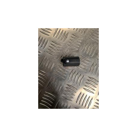 Commande de fermeture centralisee RENAULT CLIO 2 CAMPUS PHASE 1 d’occasion