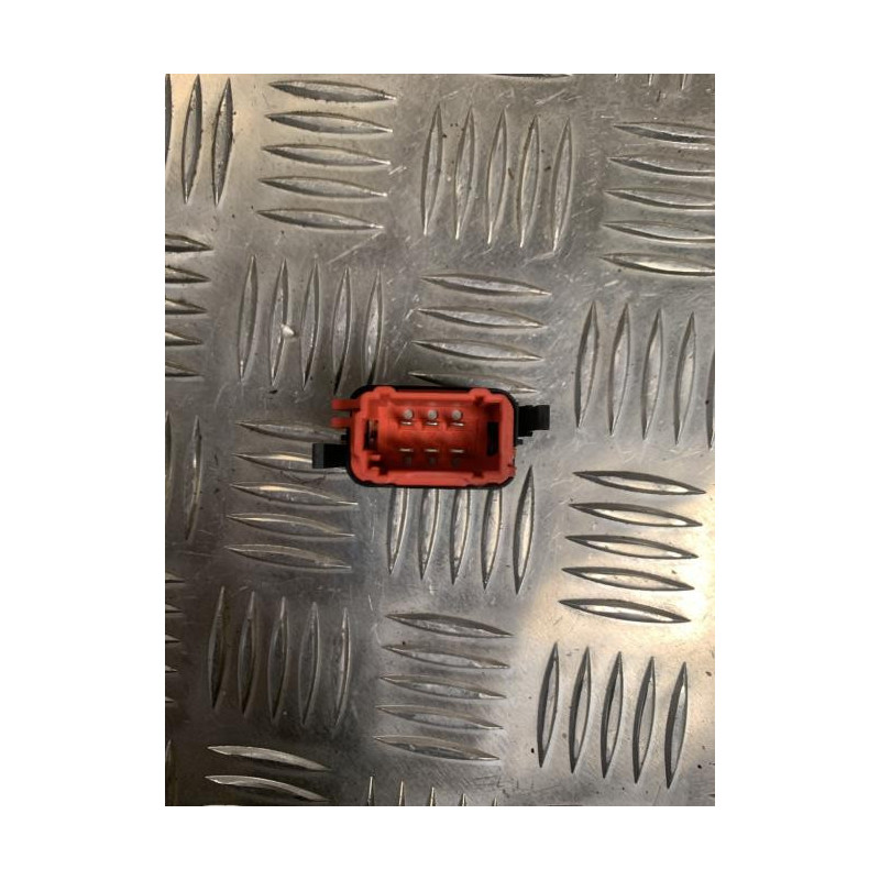 Commande de fermeture centralisee RENAULT CLIO 2 CAMPUS PHASE 1 d’occasion