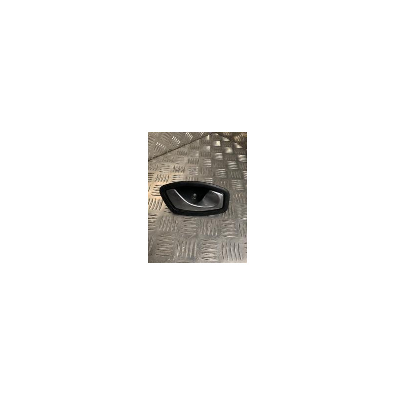 Poignee interieur avant droit RENAULT SCENIC 3 PHASE 1 d’occasion