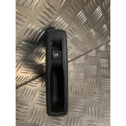 Interrupteur de leve vitre arriere gauche RENAULT SCENIC 3 PHASE 1 d’occasion