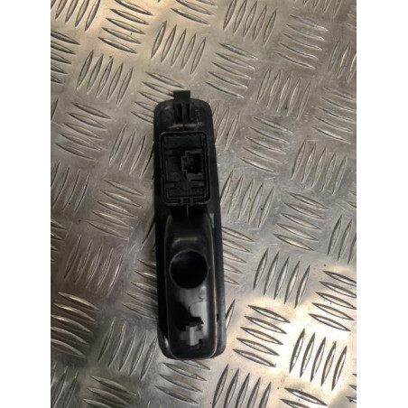 Interrupteur de leve vitre arriere droit RENAULT SCENIC 3 PHASE 1 d’occasion