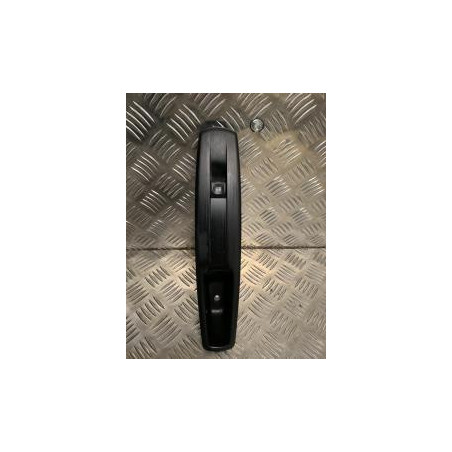 Interrupteur de leve vitre avant droit RENAULT SCENIC 3 PHASE 1 d’occasion