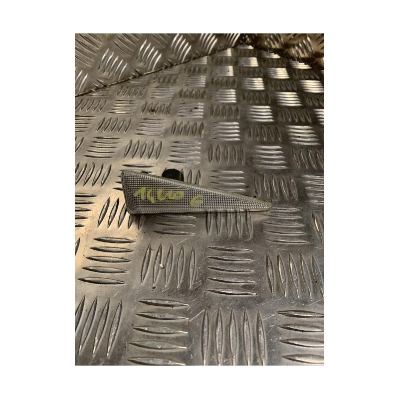 Repetiteur clignotant avant gauche (Feux) RENAULT SCENIC 2 PHASE 1 d’occasion